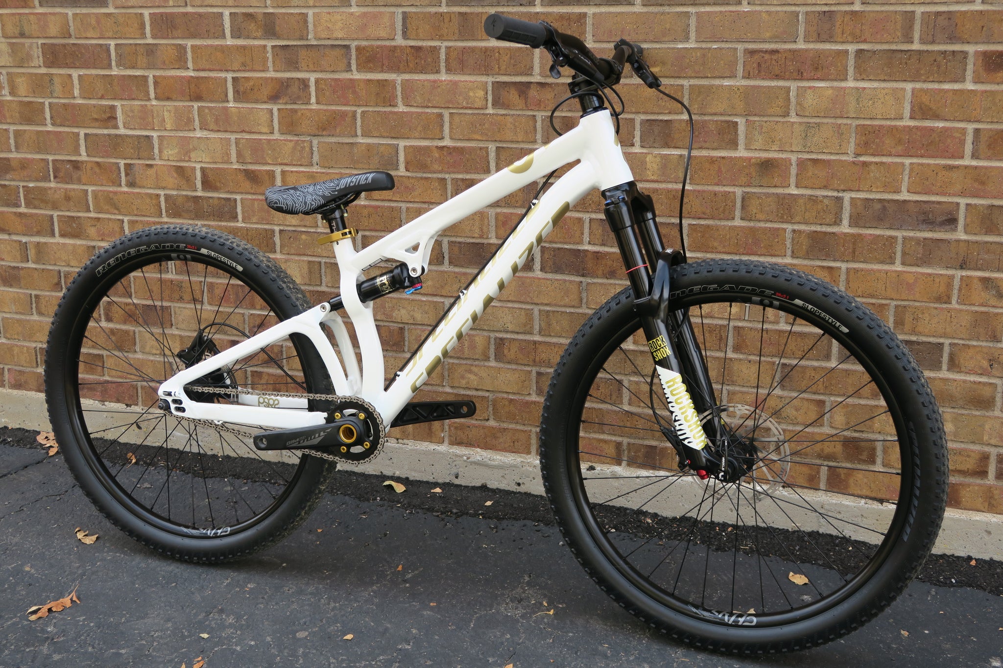 slopestyle bike specialized