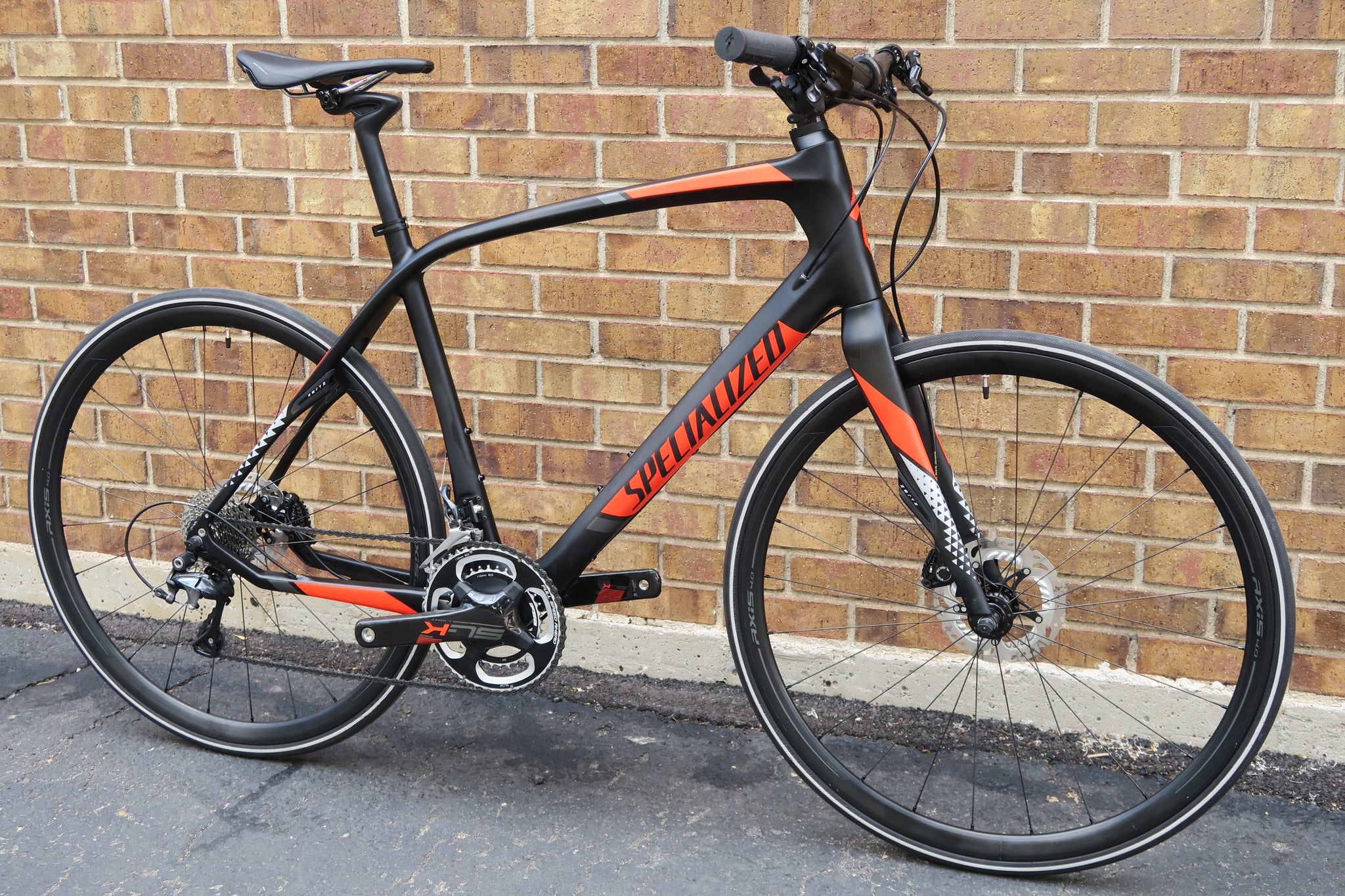 specialized sirrus 700c