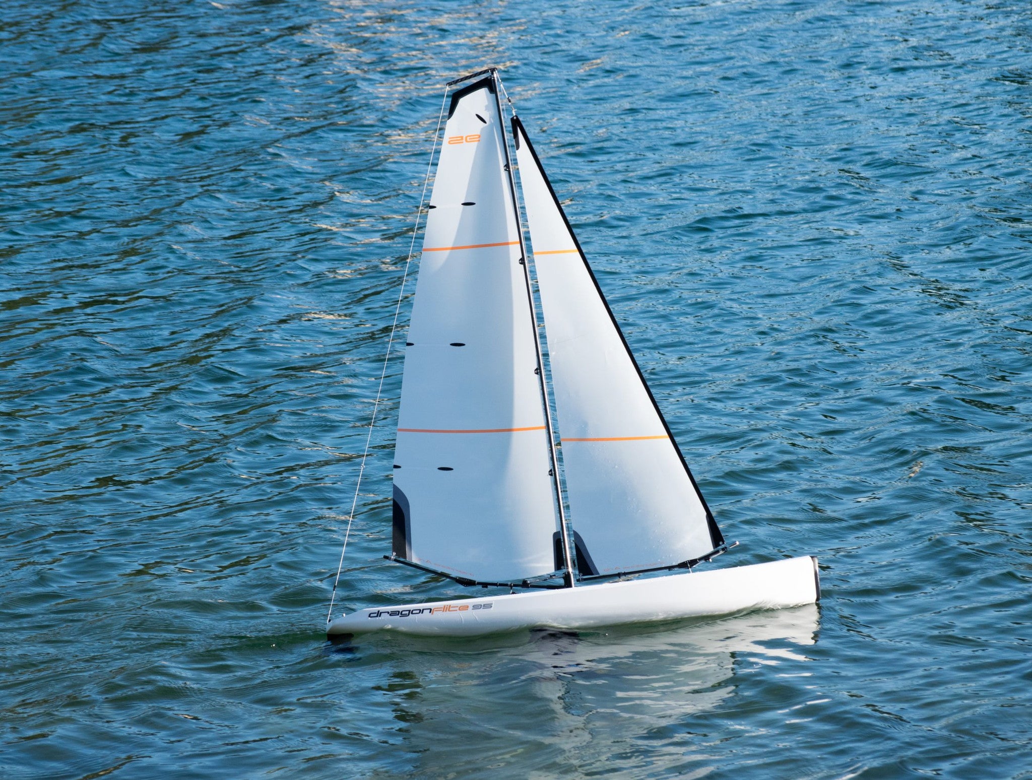dragon 95 rc sailboat