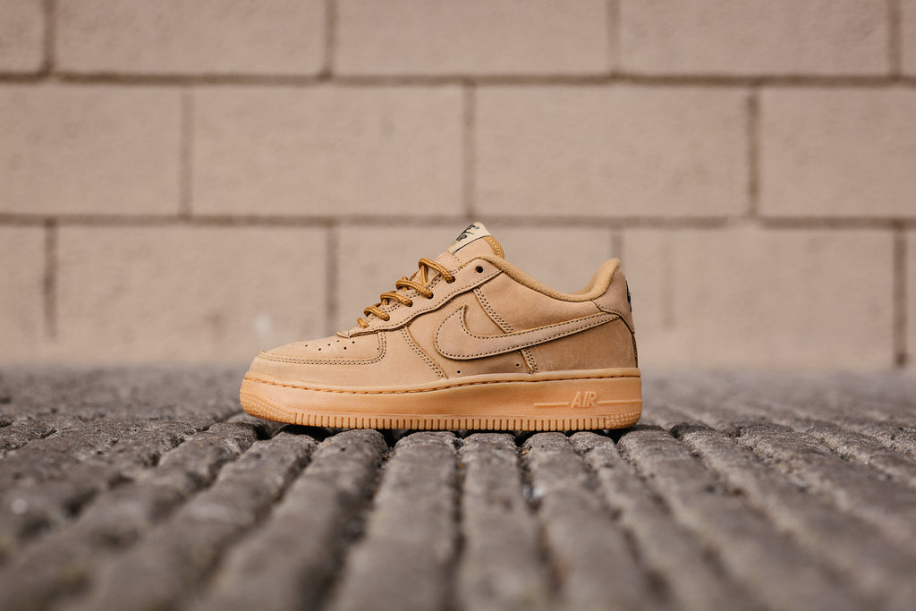 air force 1 low wheat on feet