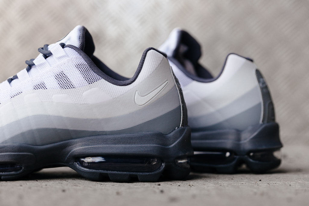 nike air max 95 ultra essential stealth