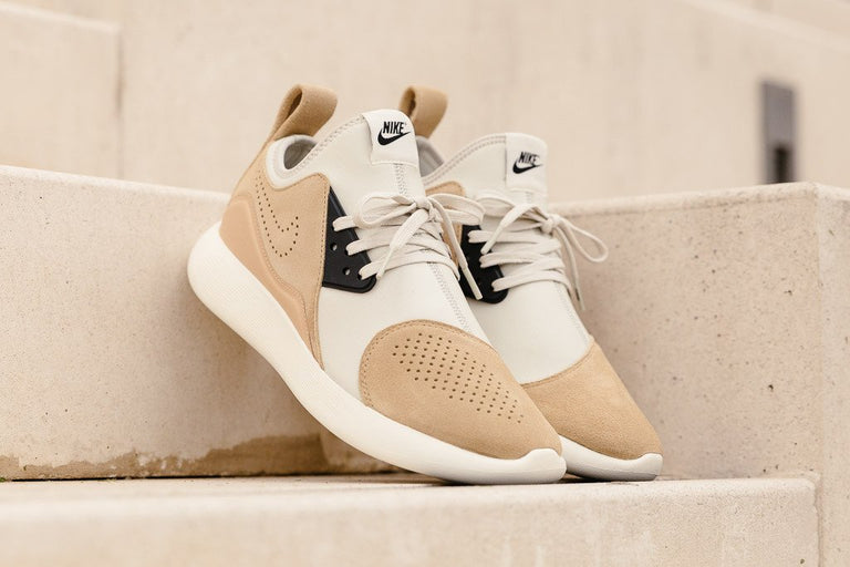 NIKE-LUNARCHARGE-PREMIUM-MUSHROOM-BLACK-BIO-BEIGE-923281-200-5472-WEB-SoleHeaven_768x768.jpg