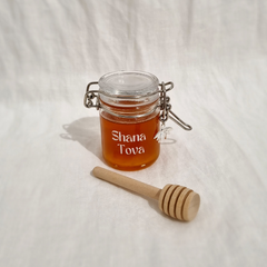 honey production sweet bee honey jars