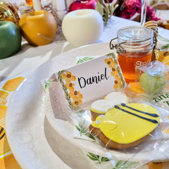 sweet bee place cards