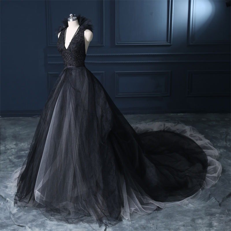 Gothic Sleeveless Haltered Tulle Wedding Gown – PurePunkRock
