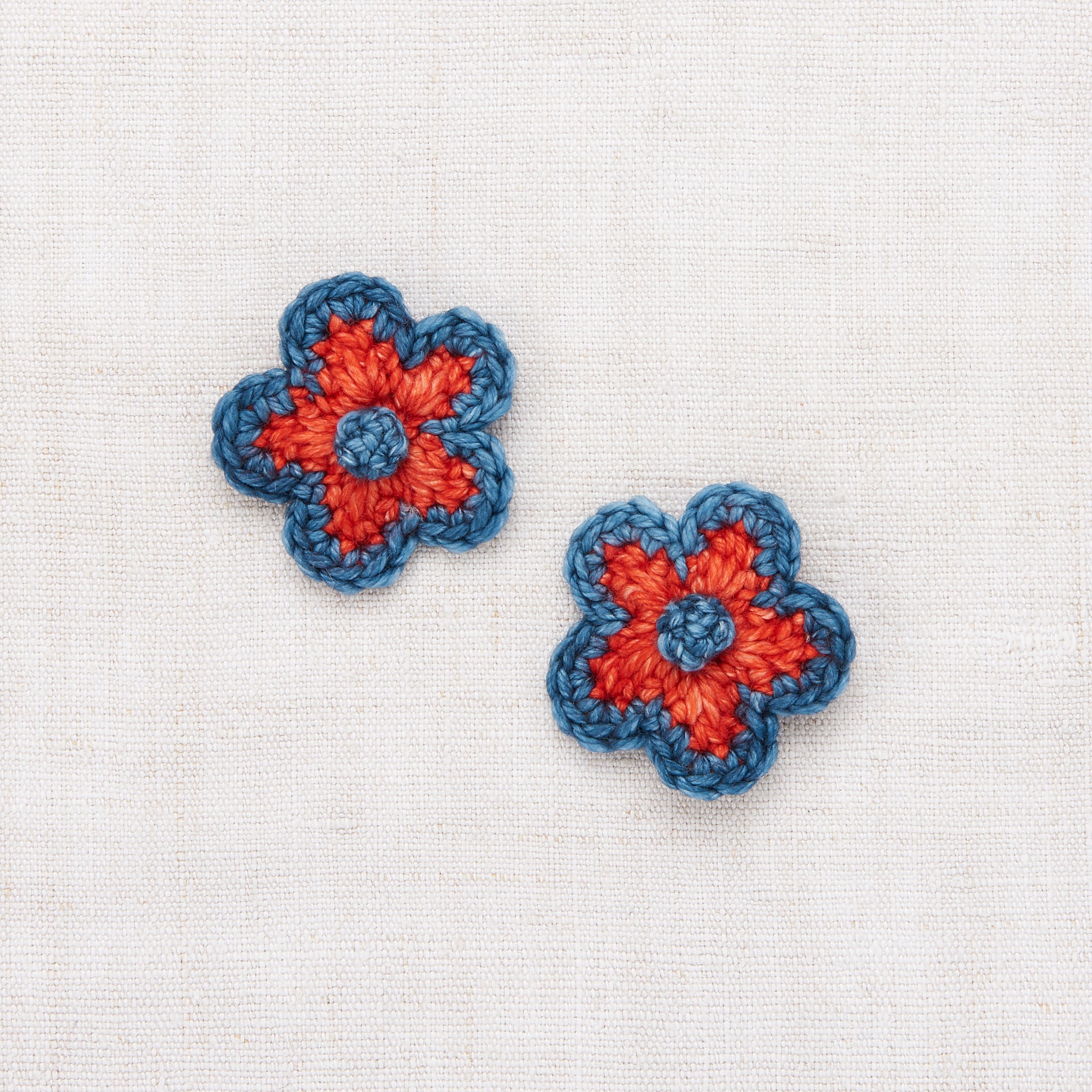 Misha and Puff Medium Flower Clip Set - Red Flame