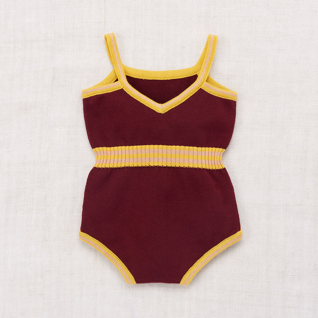 costume swimming costume