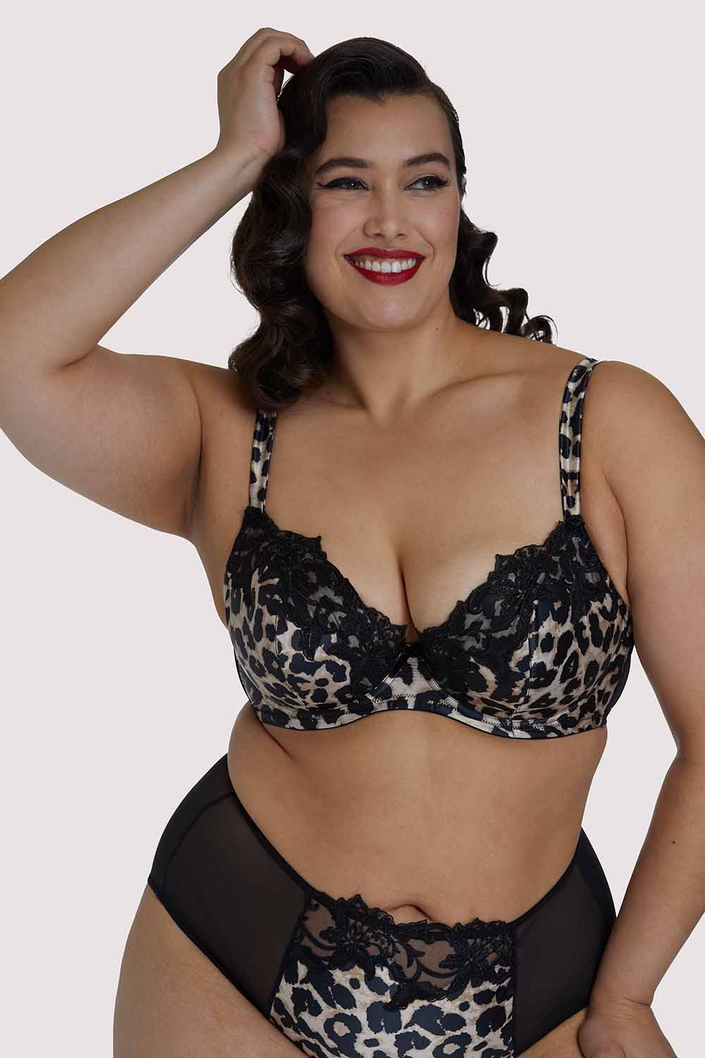 Millicent Leopard Plunge Curve Bra