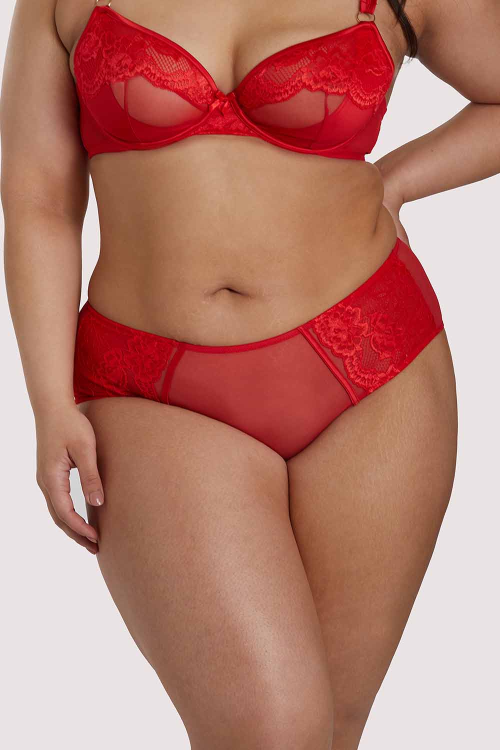 Leona Red Highwaist Brief