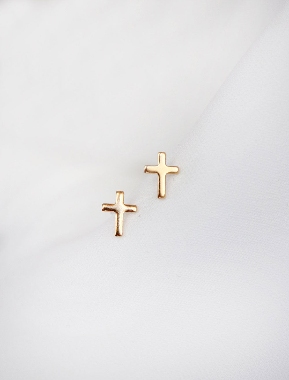 small cross earrings studs