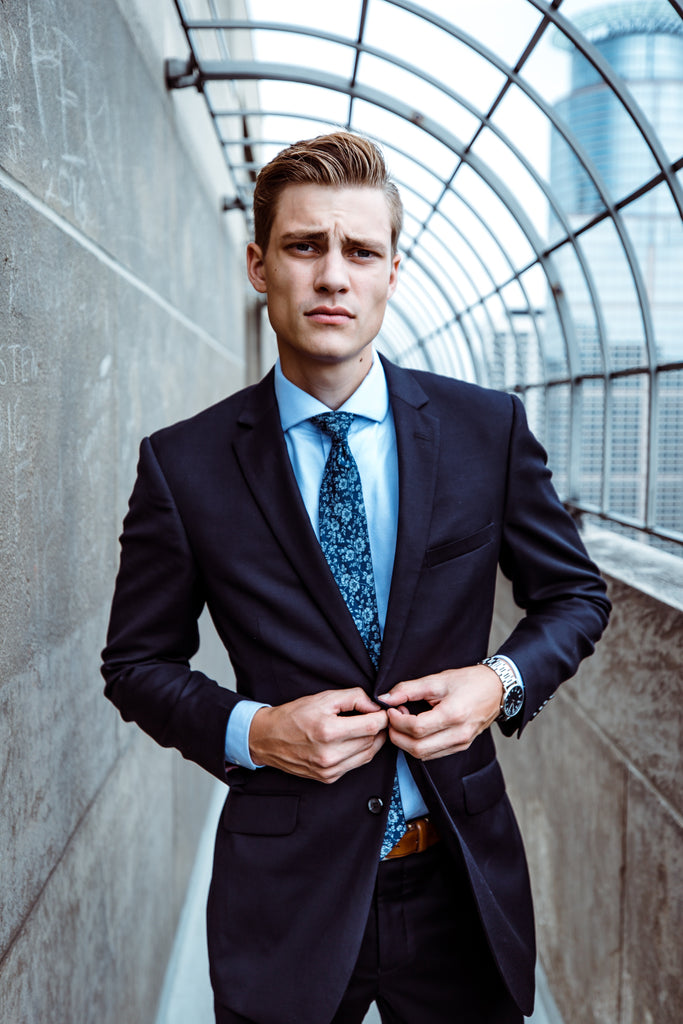 Modern combos of tie and shirt