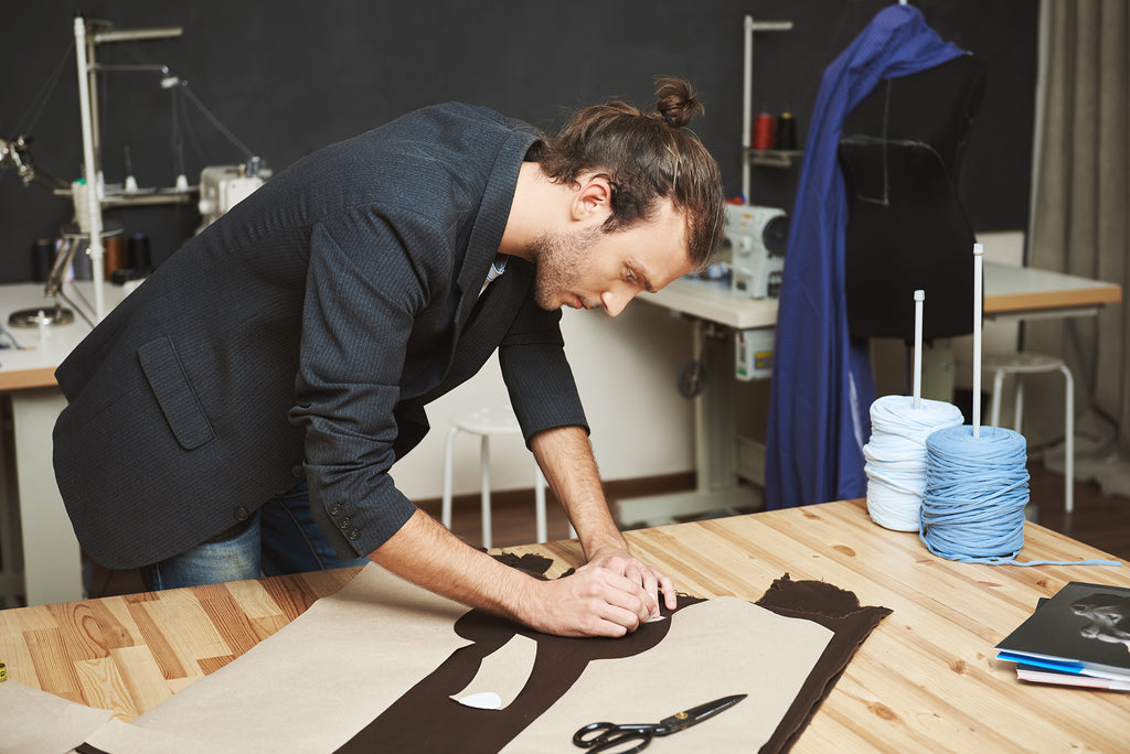 making of a seven fold tie