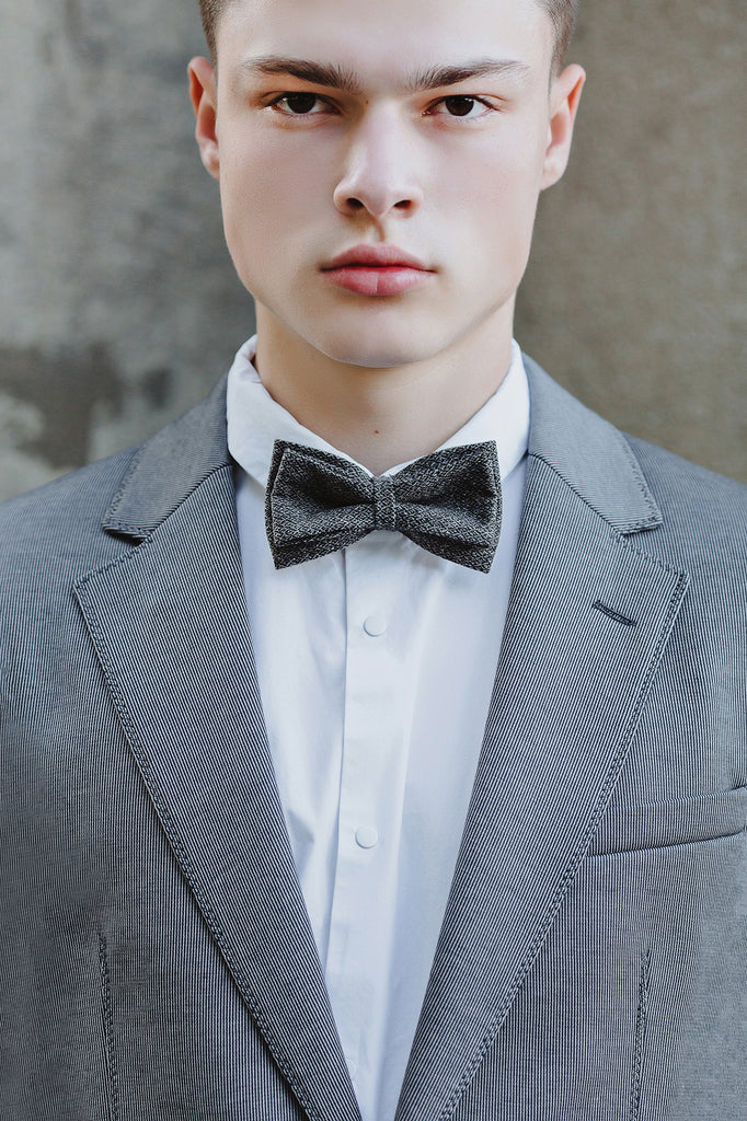 When to wear grey bow ties
