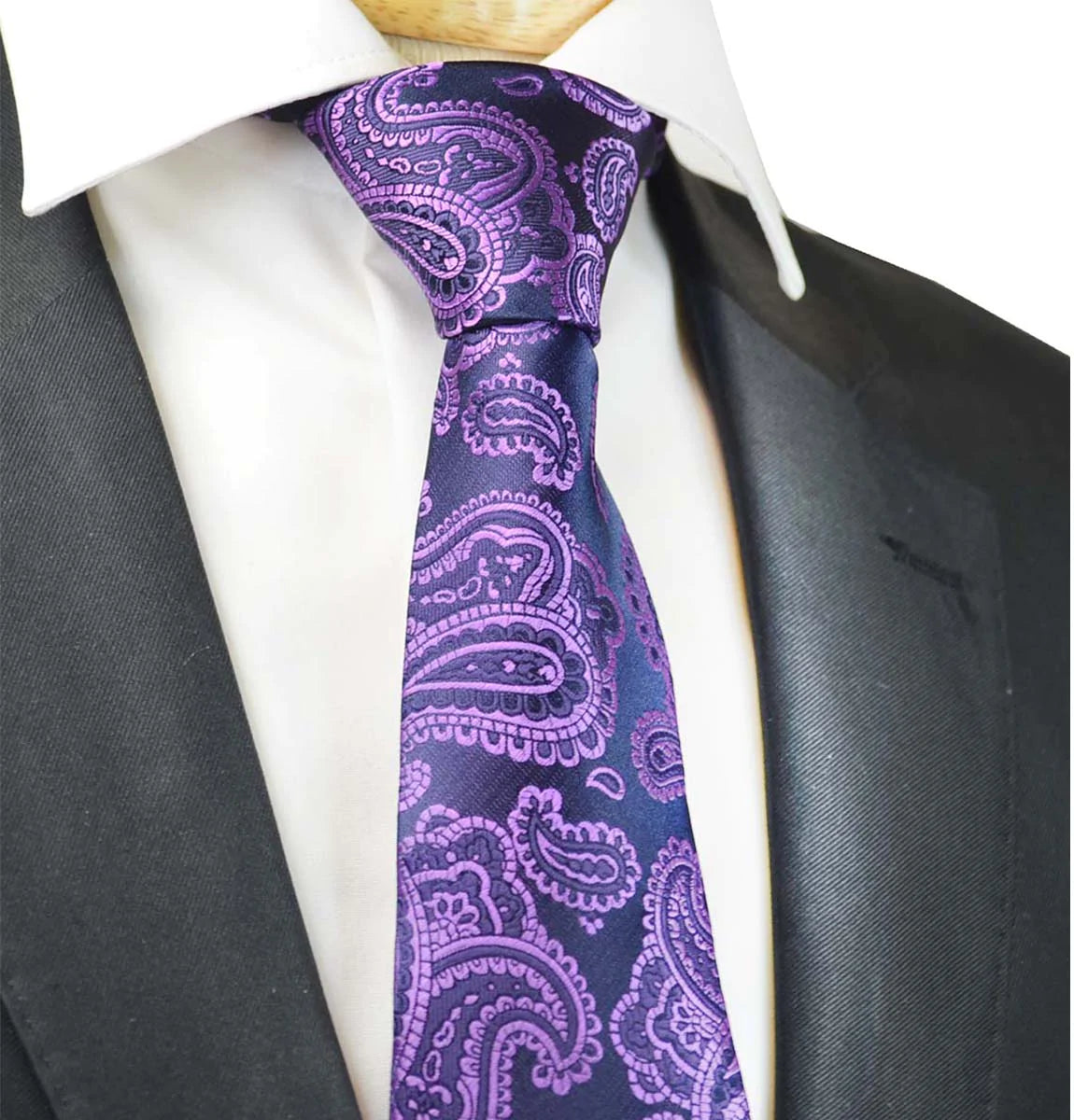 Patrician Purple Fashionable Paisley Tie  MM 