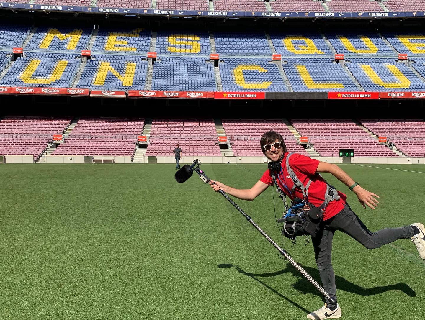 Efrem Carbó Perez with Bubblebee Spacer Bubble at Camp Nou