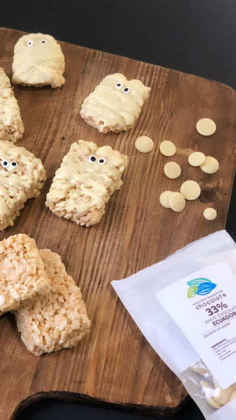 Halloween Rice Krispie ghosts