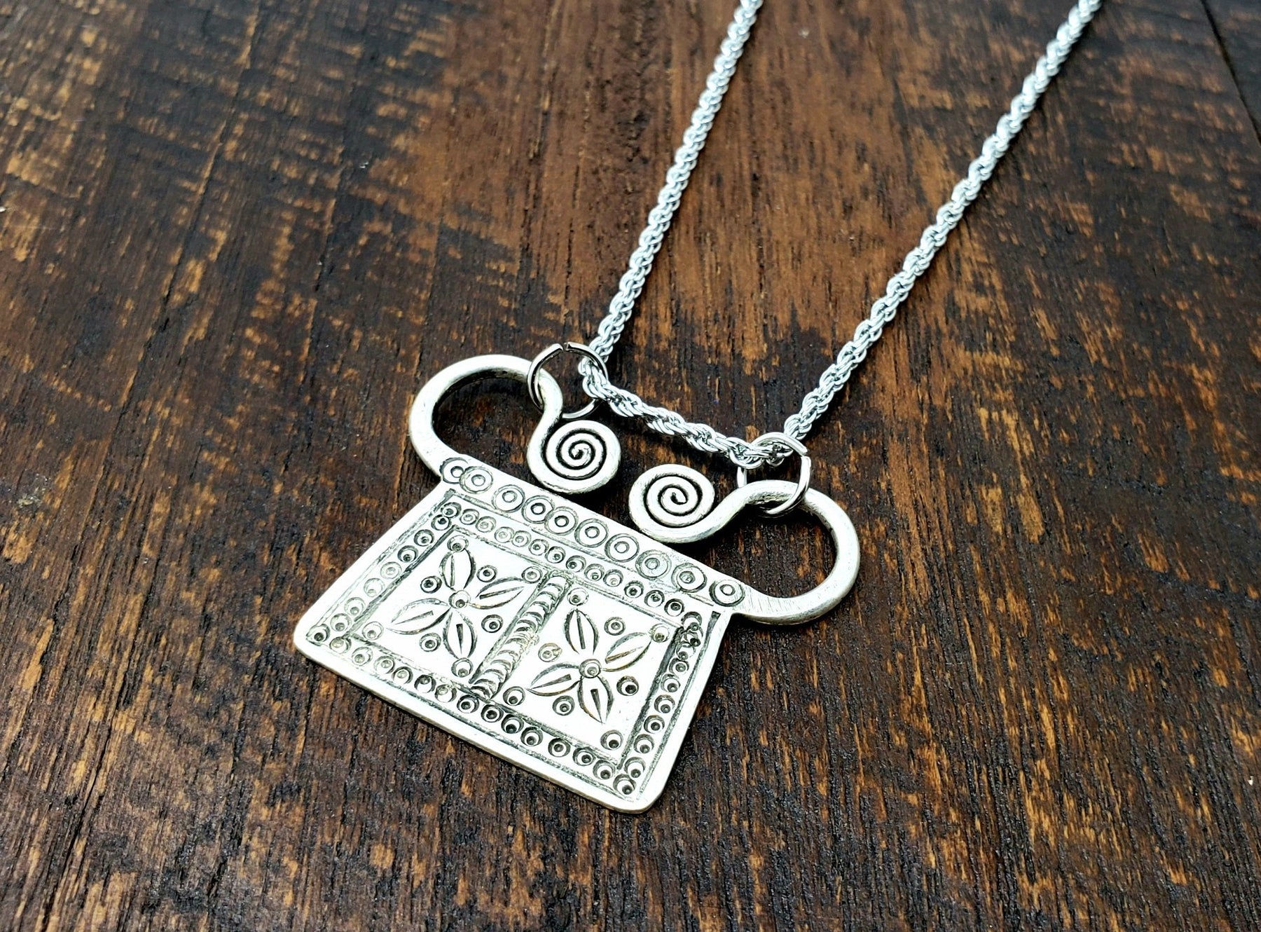 spirit lock necklace