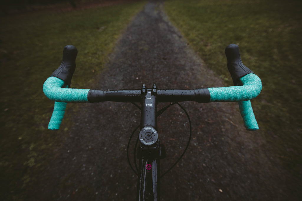 The PNW Components Coast Handlebar is wide for stability and comfort.