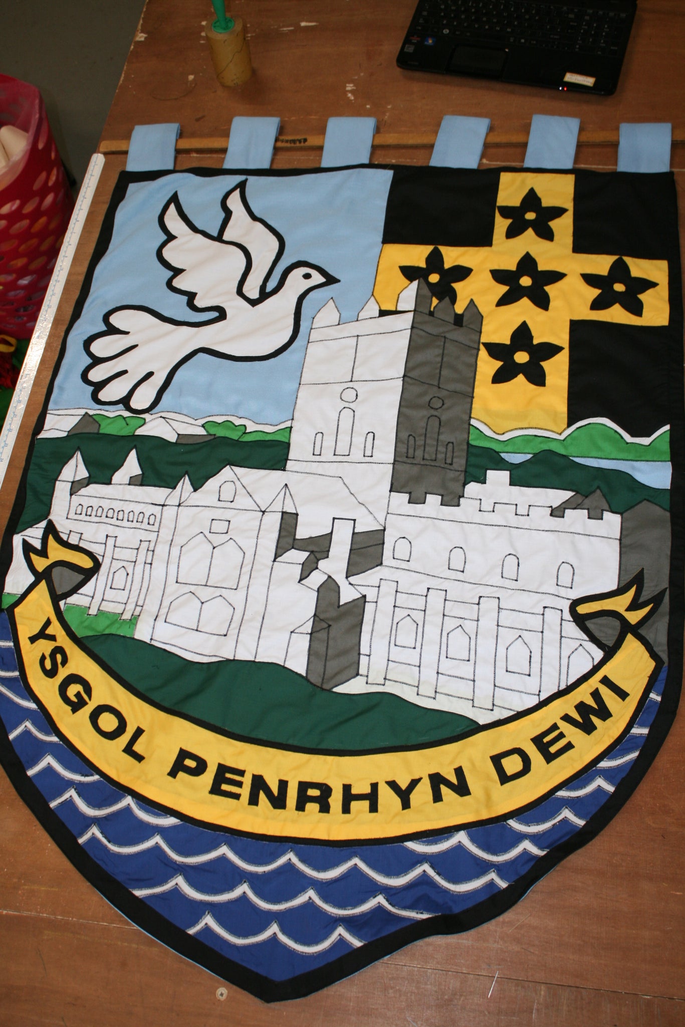 Ysgol dewi sant vexillum gonfalon school banner by Red Dragon Flagmakers