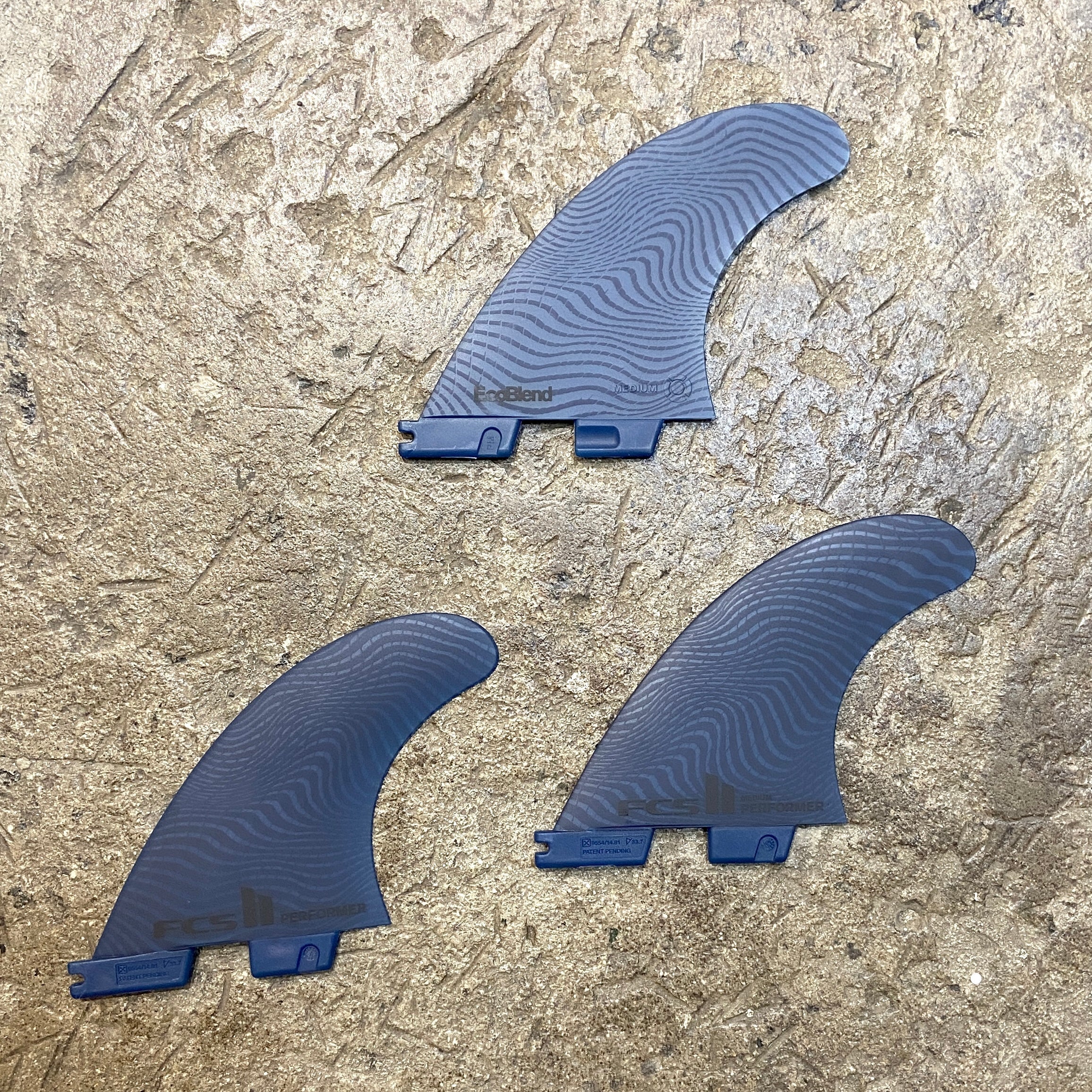 FCS II PERFORMER NEO GLASS ECO BLEND THRUSTER FINS AT KEEP IT