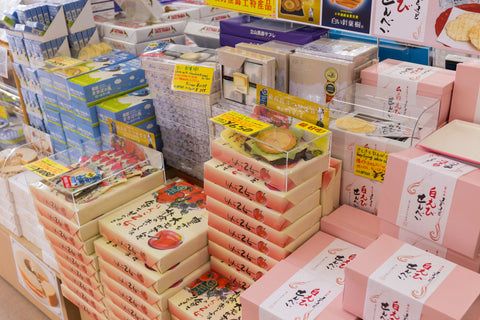 All famous souvenirs sell in provincial store, Japanese omiyage