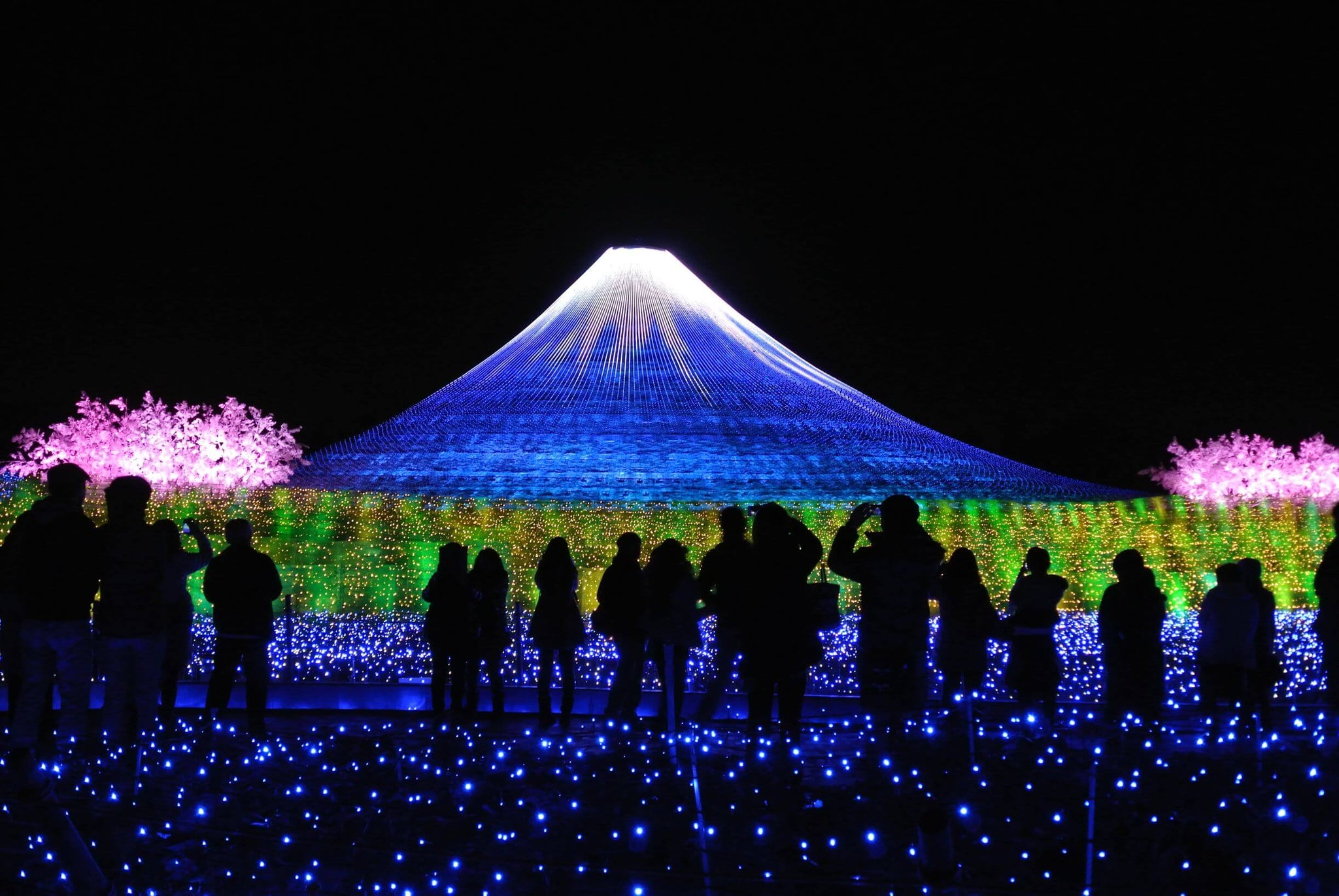 Nabana no Sato LED installations