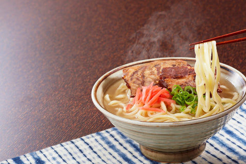 Sokisoba (Okinawa noodles made from wheat flour. "Soki" is pork spareribs)