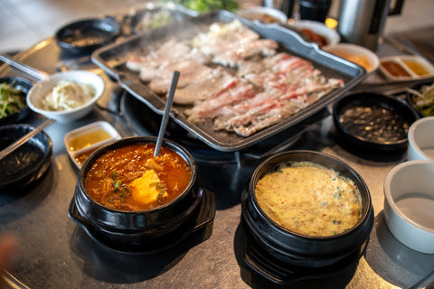 Samgyeopsal pork belly with assorted banchan