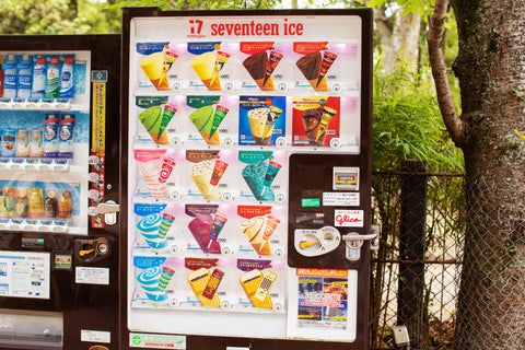 ice cream vending machine in Japan