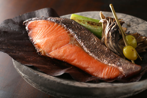 Grilled salmon with autumn and winter taste. Japanese eat it for breakfast