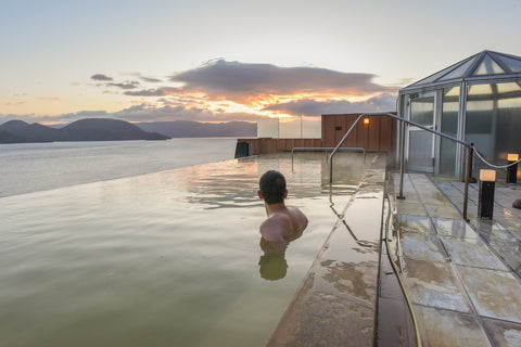 Beautiful Smoky Outdoor Onsen By The Lake View Toya With Sunrise, Toyako, Shikotsu Toya Kokuritsu Koen, Hokkaido, Japan