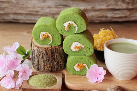 Green tea cake roll and Matcha Green tea