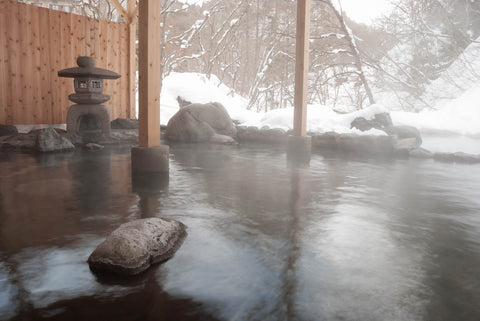 Japanese Onsen bath tub