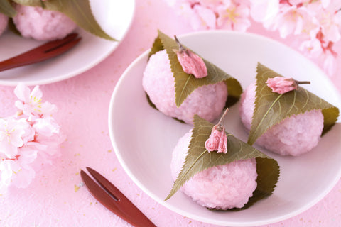 Sakura (cherry blossom) mochi