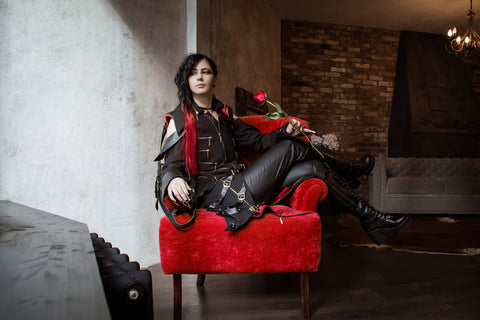 A woman in a man's suit. Visual kei, aristocrat.