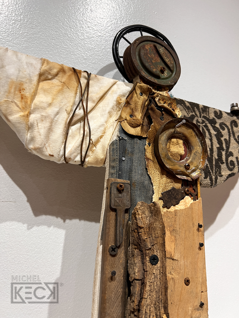 ANGEL ASSEMBLAGE | Angel assemblages, sculptures created from found objects and recycled materials
