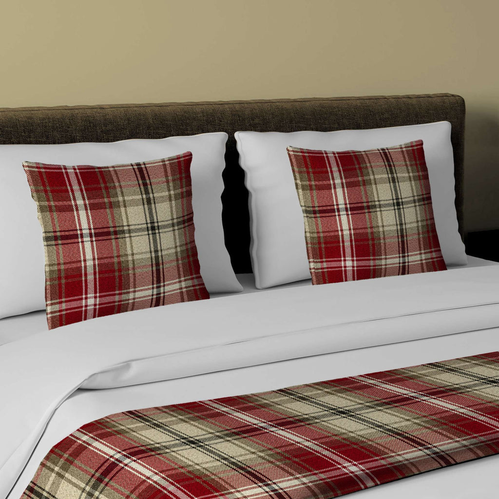 Mcalister Textiles Angus Red White Tartan Bedding Set