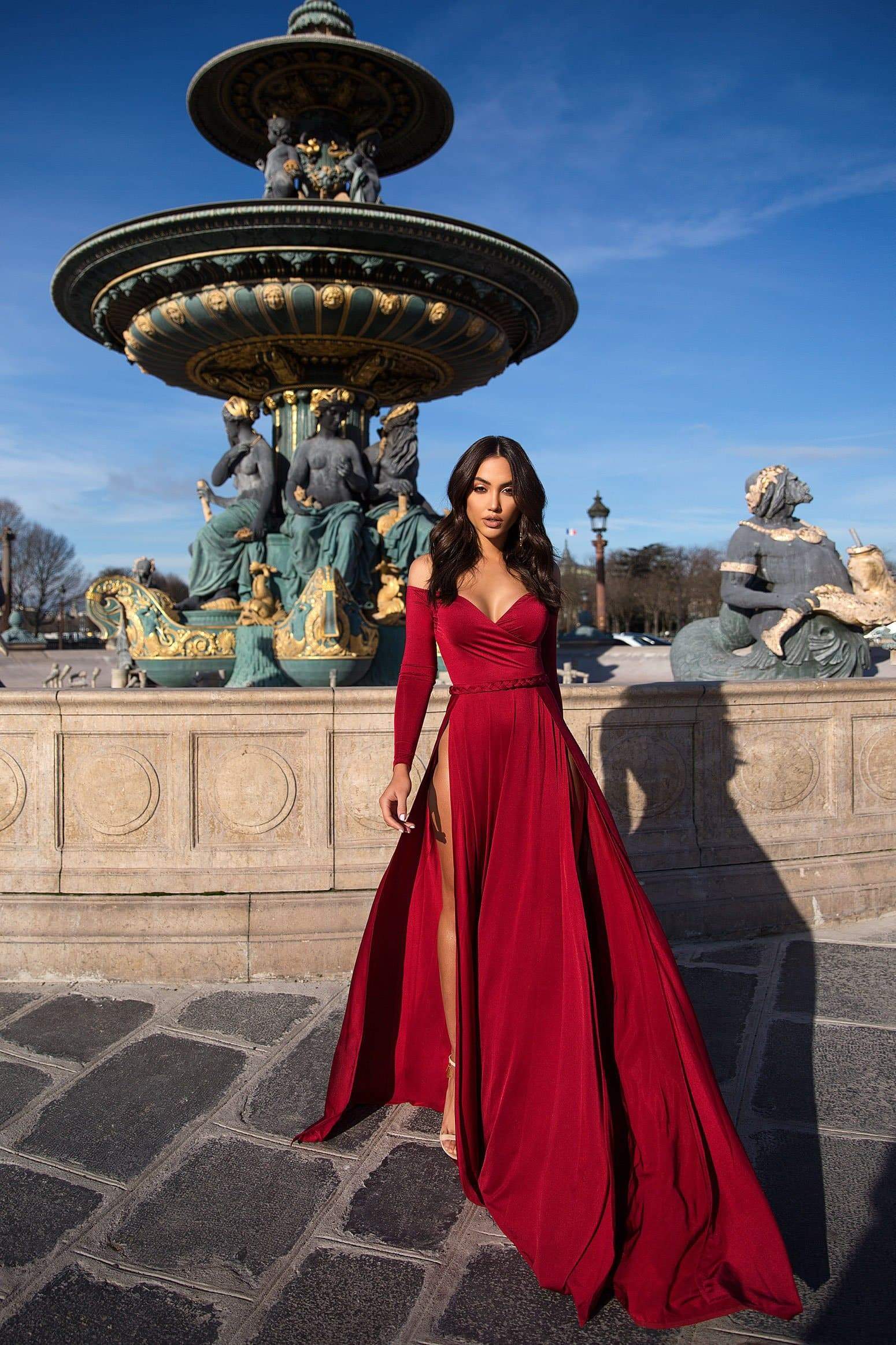 red jersey dress with sleeves