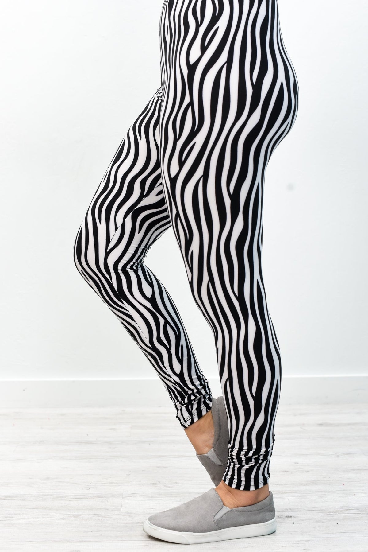 Vertical Striped White-Black Yoga Leggings - Buy Print Leggings