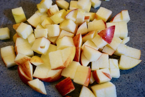 Zutaten Apfelstücke schneiden