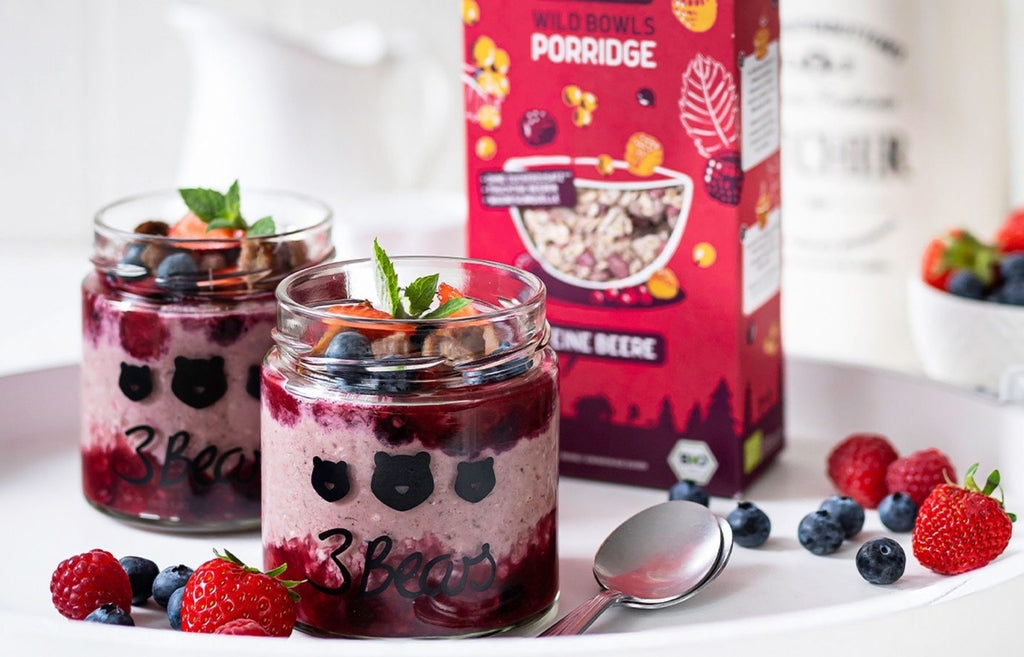 Overnight oats with summer berries
