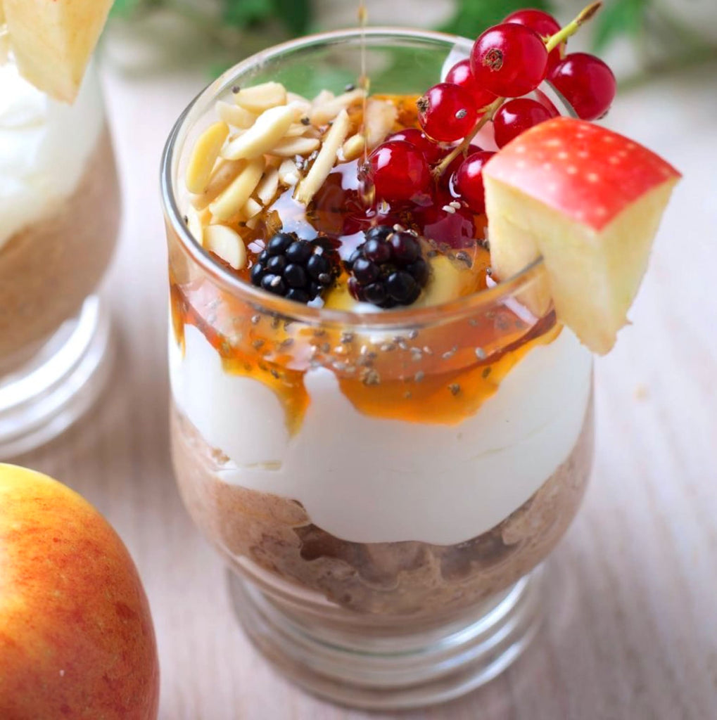 Cinnamon Apple Proats Overnight Oats Skyr Agave Syrup Berries