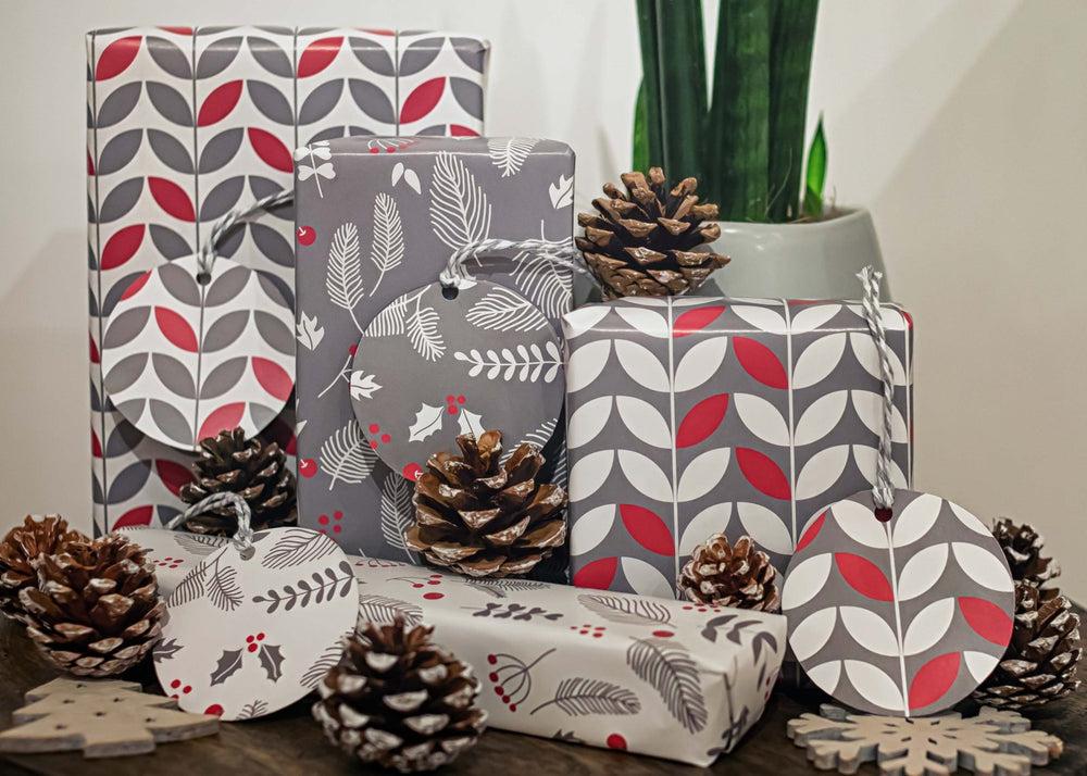 Retro Festive Knits - Recyclable Wrapping Paper & Tags – The