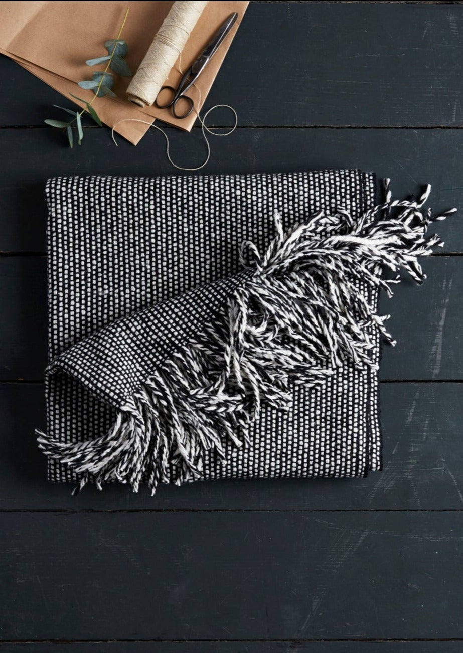 Tweed Emphasize Large Bed Throw - Monochrome II