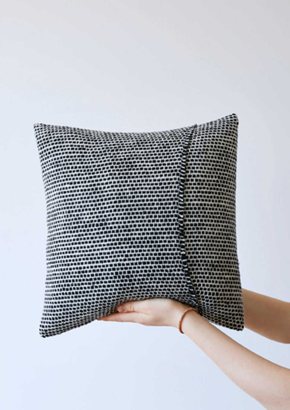 Tweed Emphasize Cushion - Monochrome III