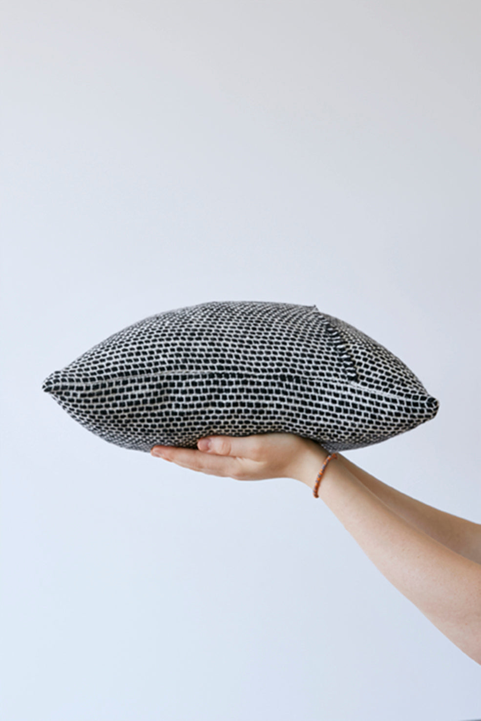 Tweed Emphasize Cushion - Monochrome III