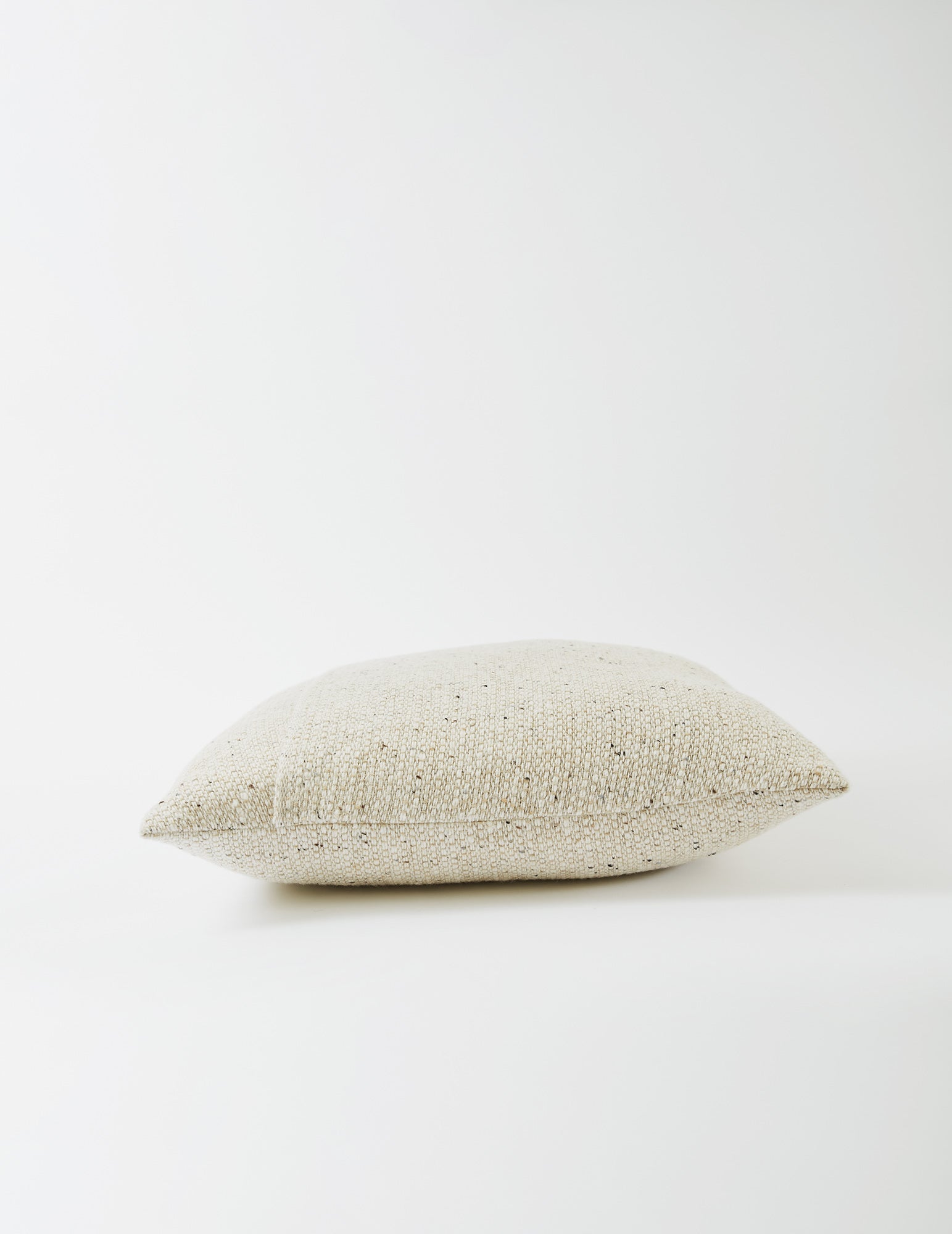 Tweed Emphasize Cushion - Oatmeal