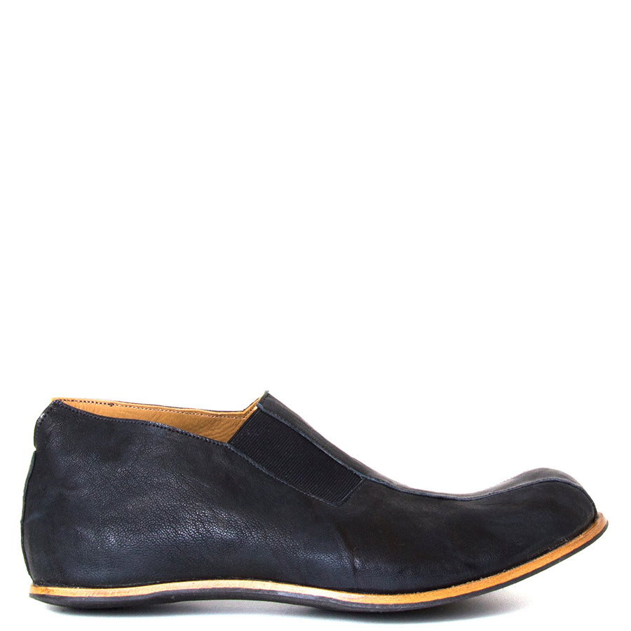 Cydwoq Strong. Men's Black slip-on 