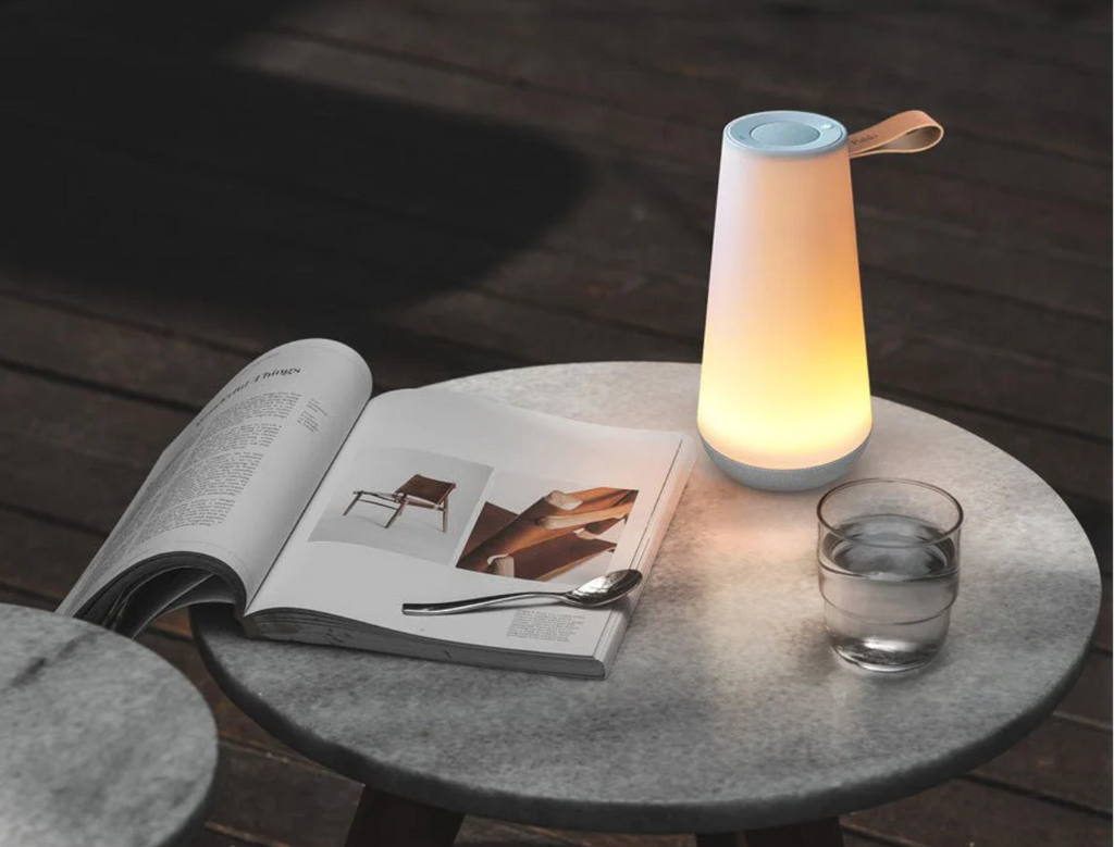 uma table lantern