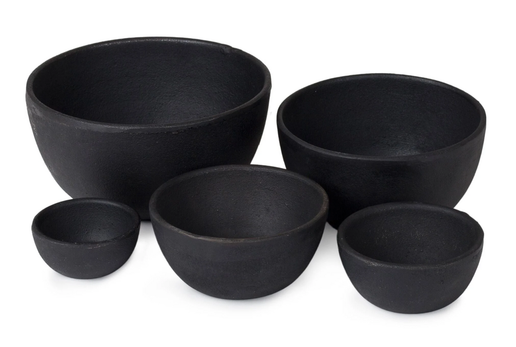 cast iron bowls